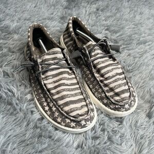 Hey Dude Shoes Womens 9 Wendy Funk Gray Patriotic Slip On Stars Stripes Gray